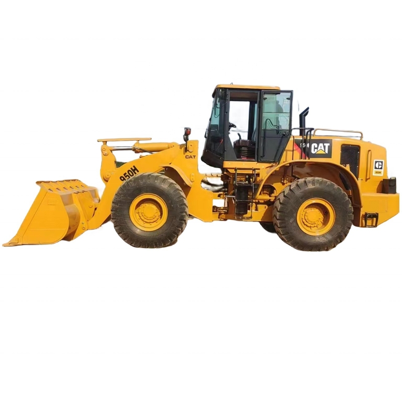 일본에서 원본 페인트와 70KW 전력으로 사용 된 Caterpillar 950H 로더