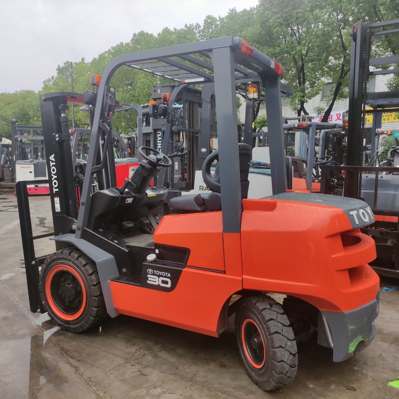 3000 KG 2023년 도요타 일본제품 FDZN30 3톤 포크리프트 디젤 팔렛 리프팅 트럭
