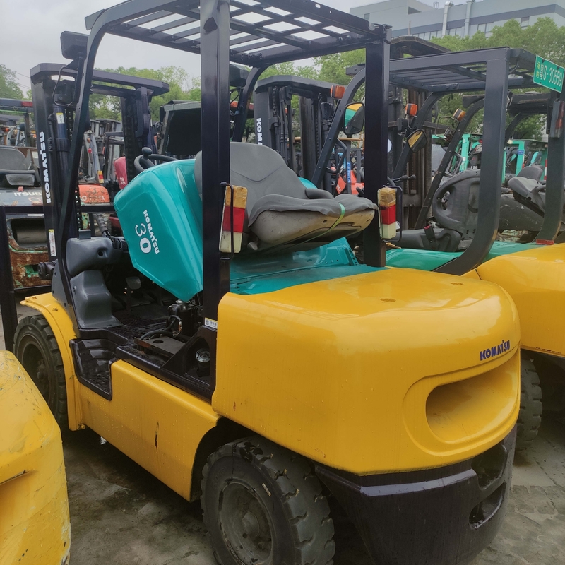 3000kg 무게 KOMATSU FD30 3톤 팔레트 리프팅 트럭