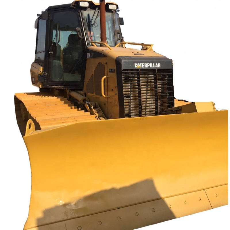 사용 된 Caterpillar D5K 볼도저 2.09m3 도징 용량 및 9408 KG 기계 무게