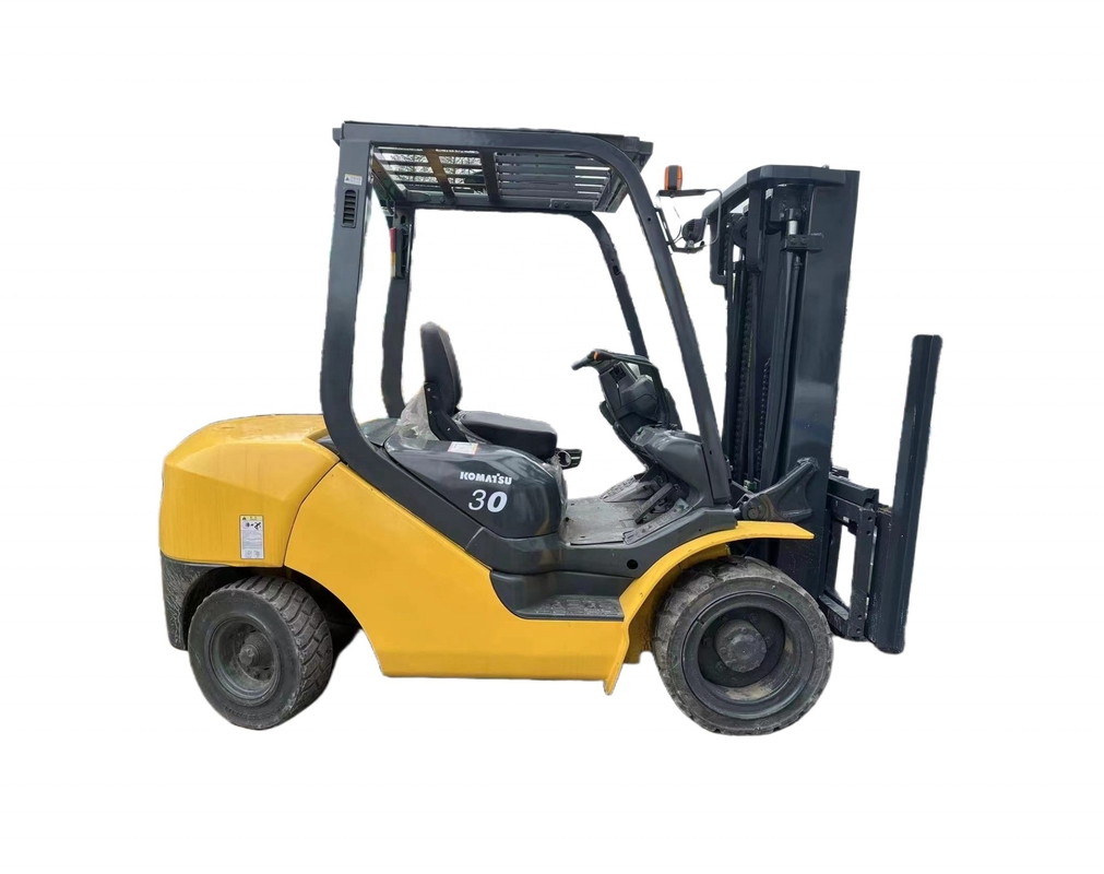 사용 된 KOMATSU FD30 포크리프트 컨테이너 팔레트 리프팅 트럭 2023 년 좋은 상태