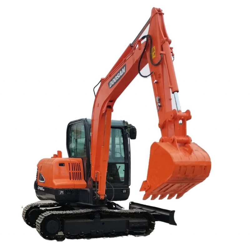 사용 된 발굴기 Doosan DX60 좋은 상태 중고 발굴기 작업 시간 0-2000