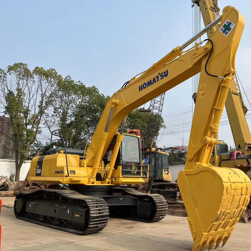 일본 오리지널 코마쓰 PC300 사용 크롤러 발굴기 30000 KG 기계 무게