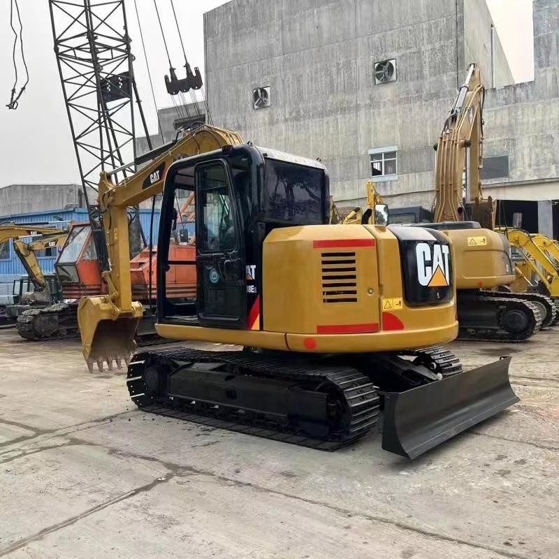 원본 색상으로 잘 유지 된 사용 된 Caterpillar CAT 308E 발굴기